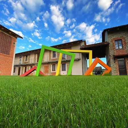 Hotel Le Cornici - Cascina Di Charme Diano dʼAlba Zewnętrze zdjęcie