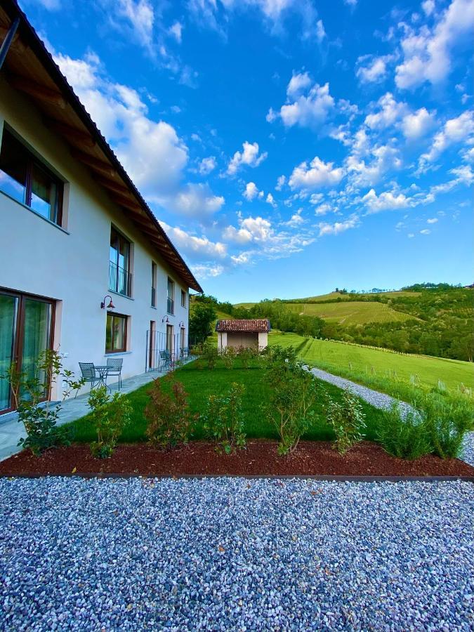 Hotel Le Cornici - Cascina Di Charme Diano dʼAlba Zewnętrze zdjęcie