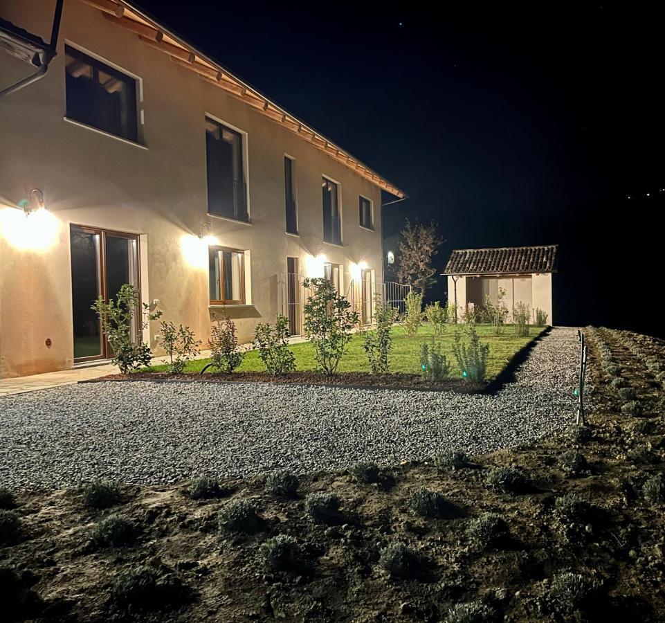 Hotel Le Cornici - Cascina Di Charme Diano dʼAlba Zewnętrze zdjęcie